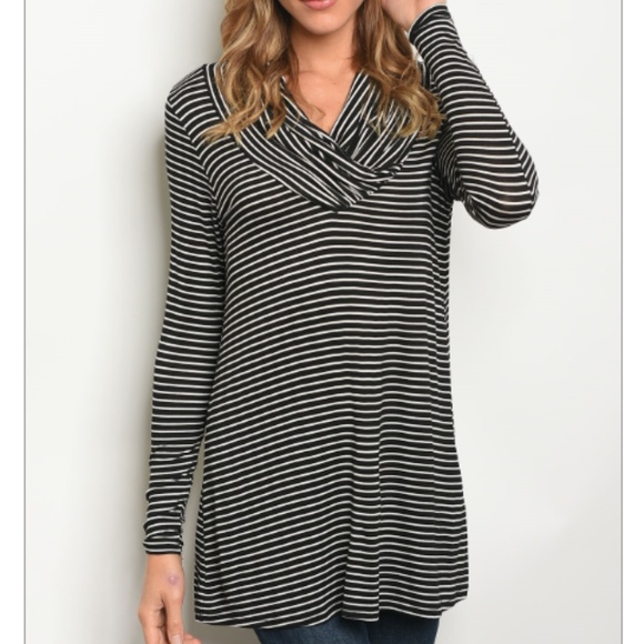 Tops - 🆕🍁 Black & White Stripes Cowl Neck Top